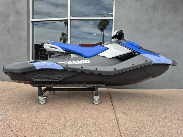 The Image of Sea-Doo Spark for 3 2025 - 1