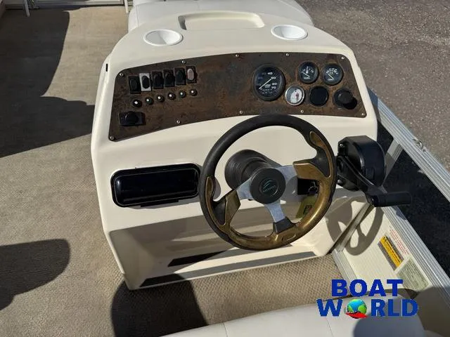 Slide: The Image of Bennington 2275 LX Pontoon 1998 - 21