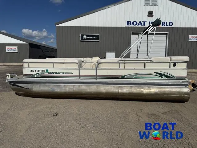 Slide: The Image of Bennington 2275 LX Pontoon 1998 - 37