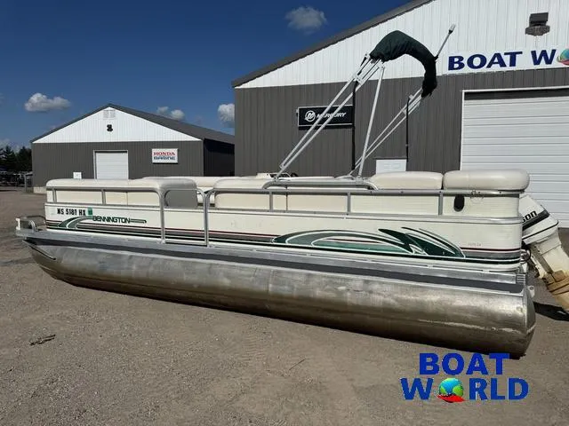 Slide: The Image of Bennington 2275 LX Pontoon 1998 - 38