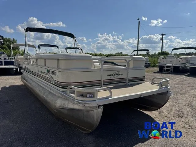 Slide: The Image of Bennington 2275 LX Pontoon 1998 - 46