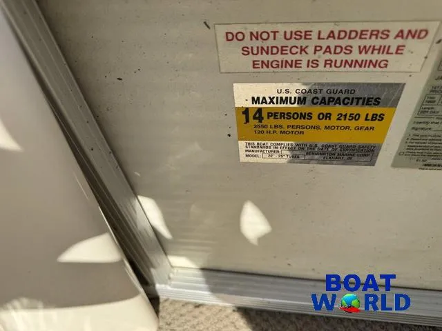 Slide: The Image of Bennington 2275 LX Pontoon 1998 - 51