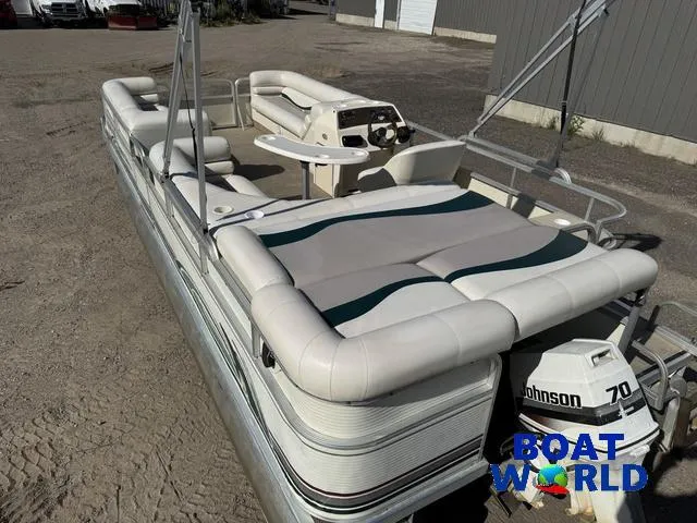 Slide: The Image of Bennington 2275 LX Pontoon 1998 - 7