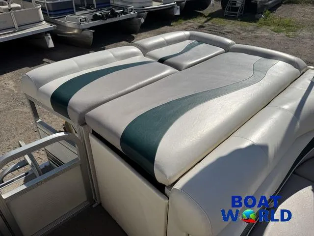 Slide: The Image of Bennington 2275 LX Pontoon 1998 - 8