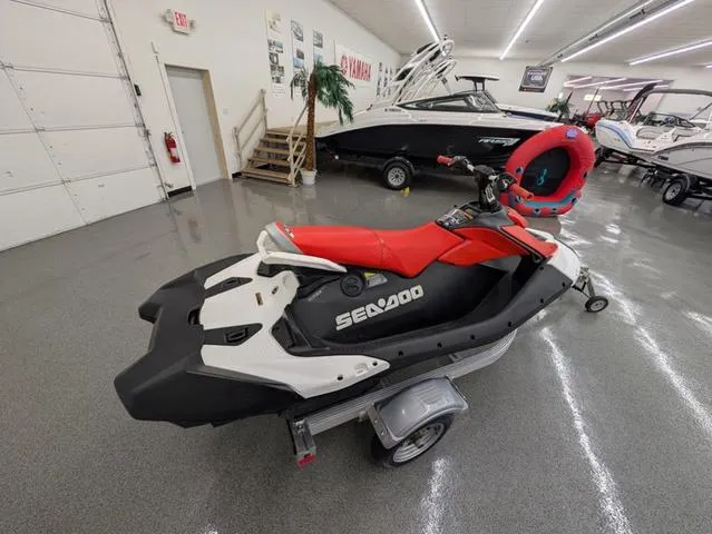 Slide: The Image of Sea-Doo Spark Trixx for 3 Rotax 900 ACE - 90 iBR 2024 - 4