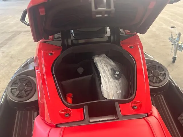 Slide: The Image of Yamaha VX Limited 2024 - 5