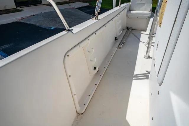 Slide: The Image of Edgewater 185 Cc 2004 - 15