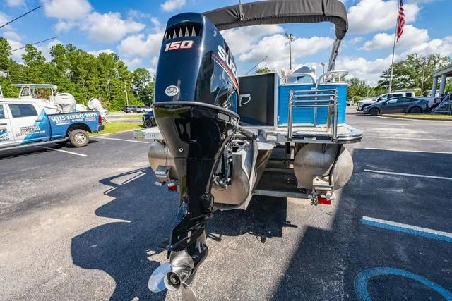 Slide: The Image of Tahoe GT Fish Rear 23' 2019 - 4