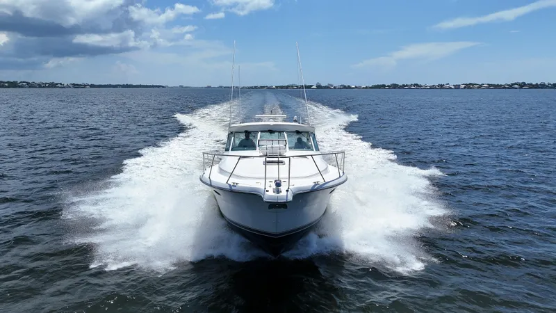 Slide: The Image of Tiara 3700 Open 2000 - 55