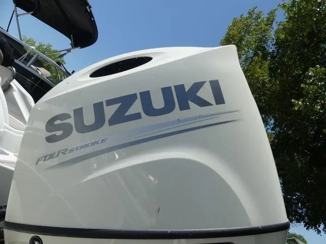 Slide: The Image of Crownline Boats Eclipse E205 XS 2019 - 5