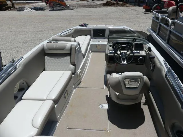 Slide: The Image of Crownline Boats Eclipse E205 XS 2019 - 9
