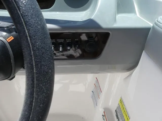 Slide: The Image of Chaparral 23 SSi OB 2021 - 12