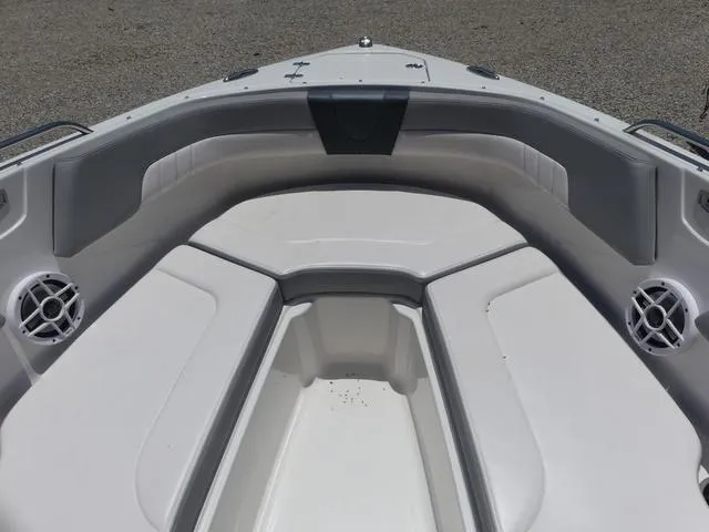 Slide: The Image of Chaparral 23 SSi OB 2021 - 16