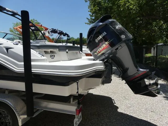 Slide: The Image of Chaparral 23 SSi OB 2021 - 3