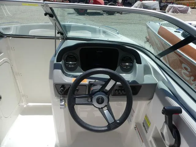 Slide: The Image of Chaparral 23 SSi OB 2021 - 9