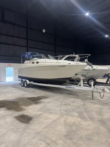 The Image of Sea Ray 270 Sundancer 1999 - 1