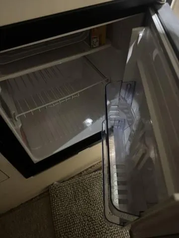 Slide: The Image of Sea Ray 270 Sundancer 1999 - 13