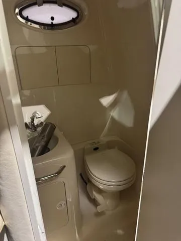 Slide: The Image of Sea Ray 270 Sundancer 1999 - 14