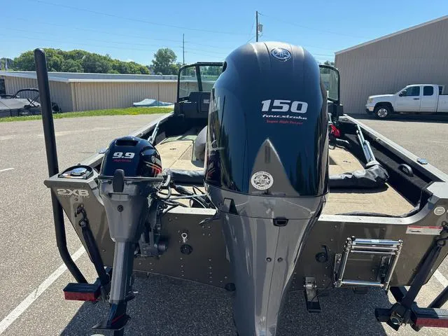 Slide: The Image of Alumacraft Competitor 185 2019 - 8