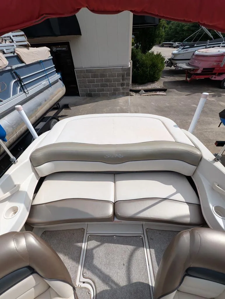 Slide: The Image of Sea Ray 180 Sport 2005 - 14