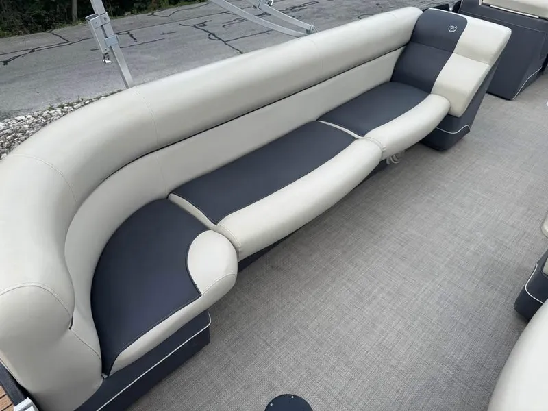 Slide: The Image of Premier 250 Solaris RF 2016 - 8