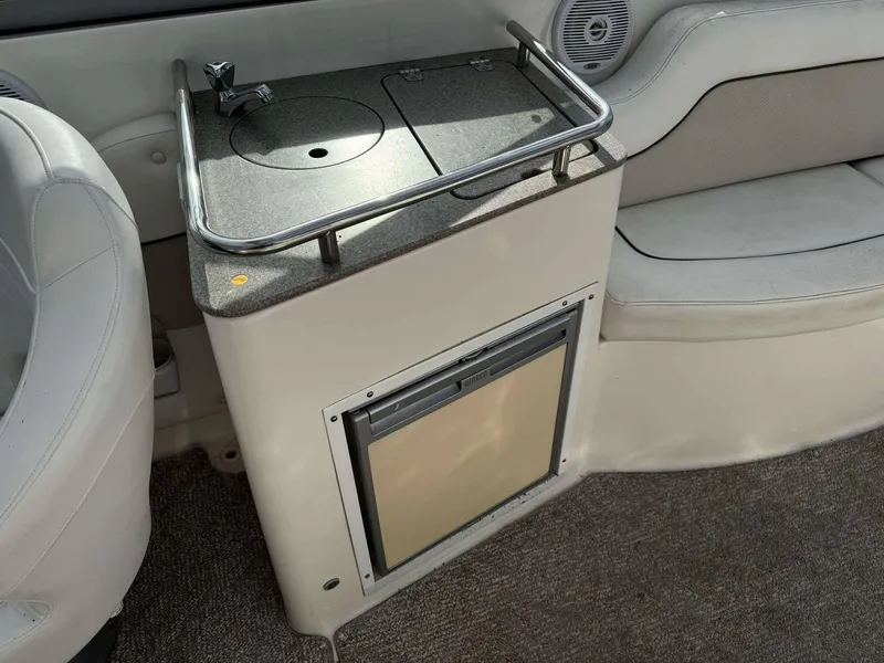 Slide: The Image of Rinker 296 Captiva Bowrider 2008 - 6