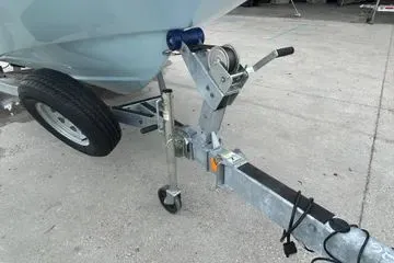 Slide: The Image of Boston Whaler 170 Montauk 2024 - 5