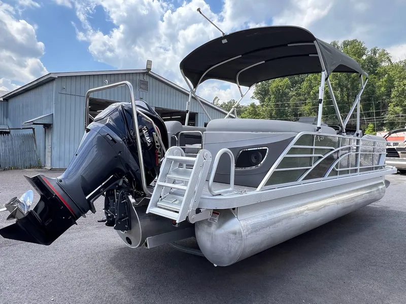 Slide: The Image of Bennington 23 LXFB 2023 - 32