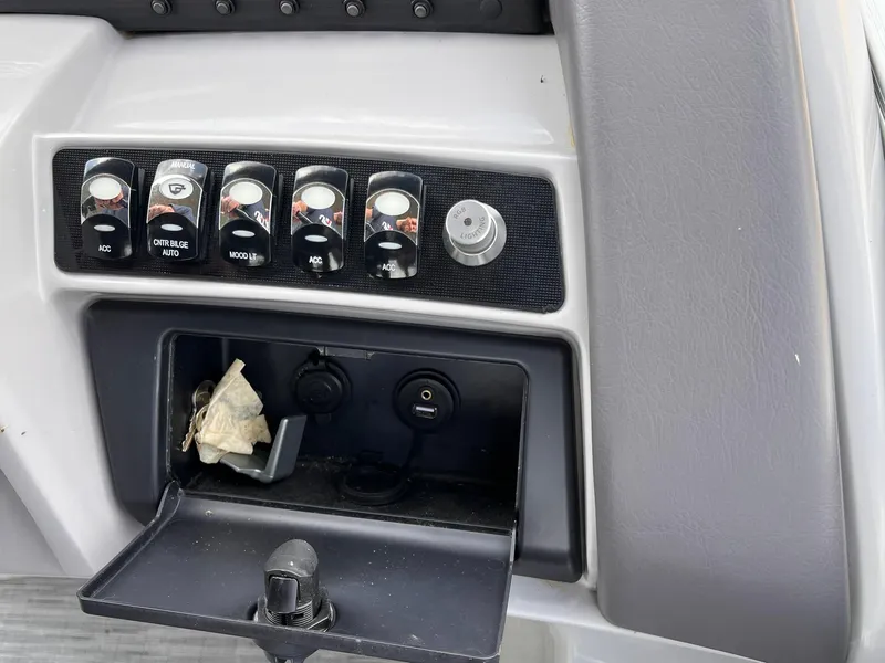 Slide: The Image of Bennington 23 LXFB 2023 - 33