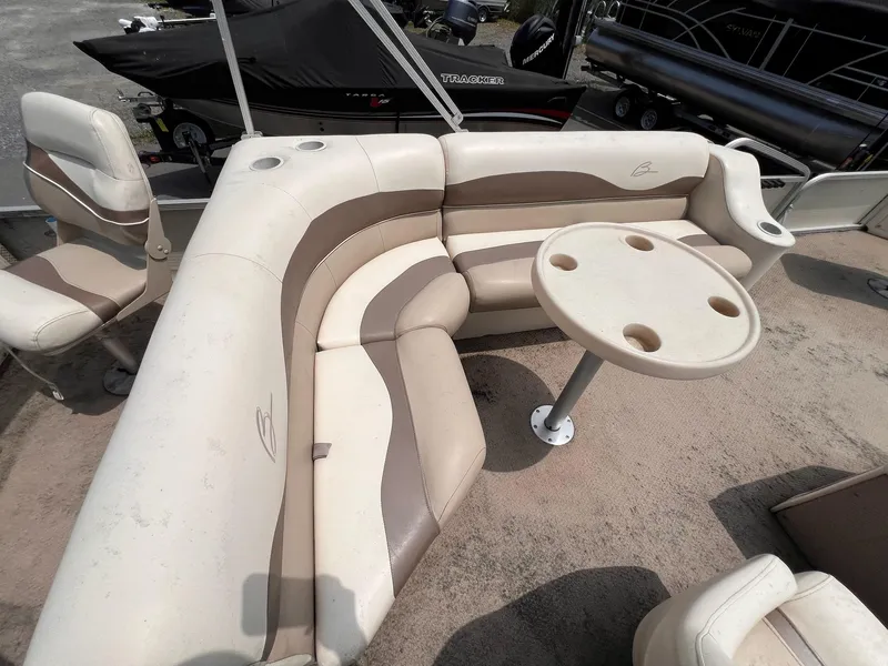 Slide: The Image of Bennington 200 S 2001 - 19