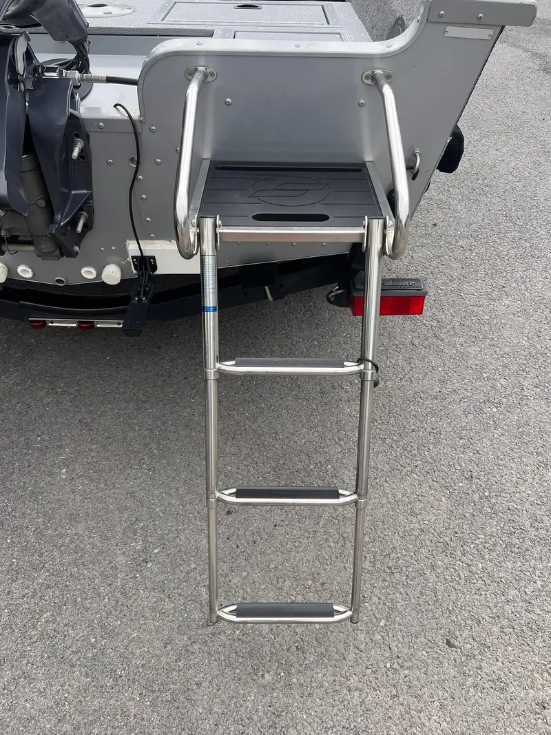 Slide: The Image of Starcraft Renegade 168 DC 2021 - 21