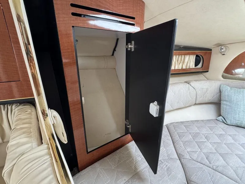 Slide: The Image of Sea Ray Sundancer 280 2002 - 19