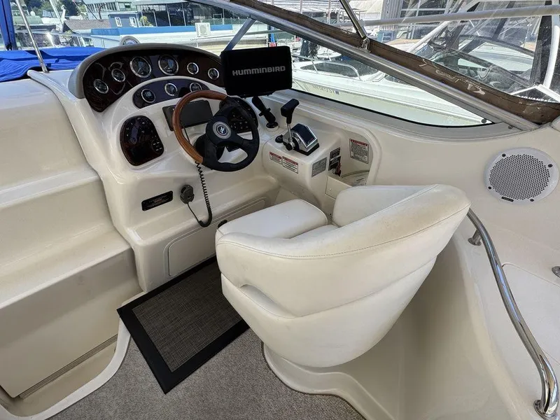 Slide: The Image of Sea Ray Sundancer 280 2002 - 7