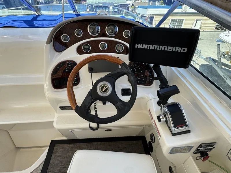 Slide: The Image of Sea Ray Sundancer 280 2002 - 8