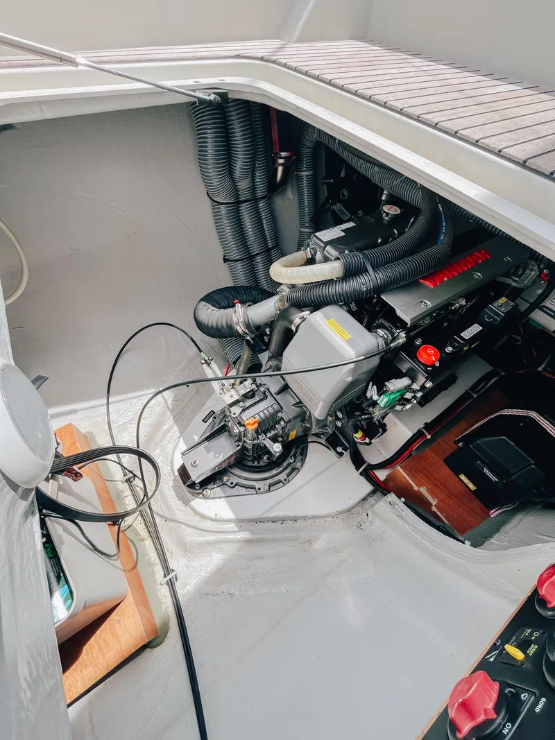 Slide: The Image of Lagoon 40 2023 - 57