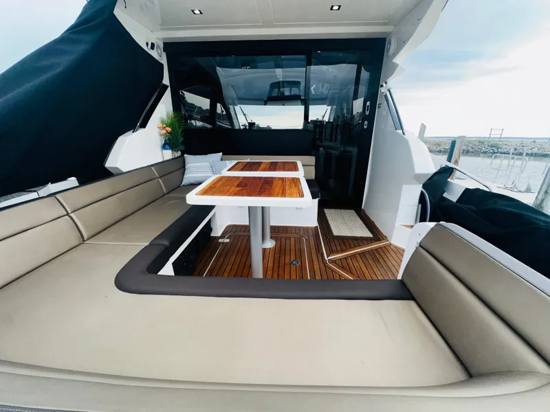 Slide: The Image of Galeon 445HTS 2017 - 12