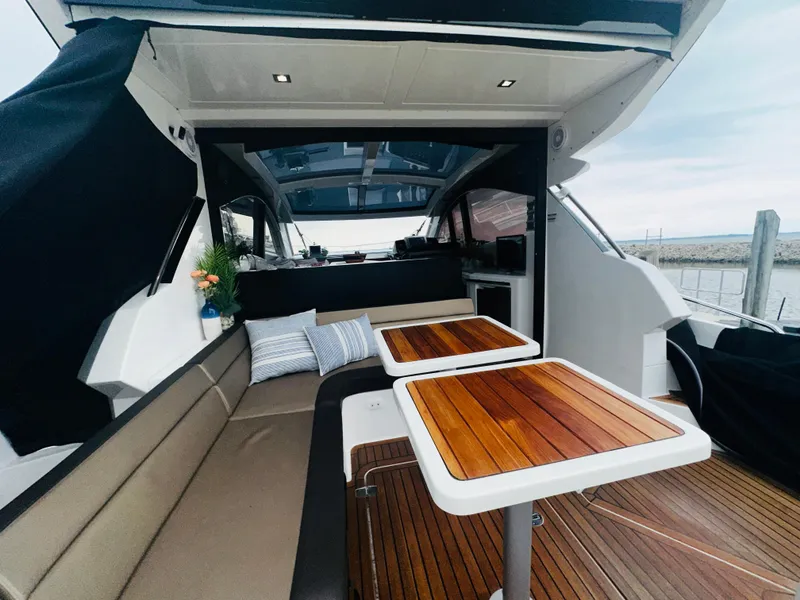 Slide: The Image of Galeon 445HTS 2017 - 16