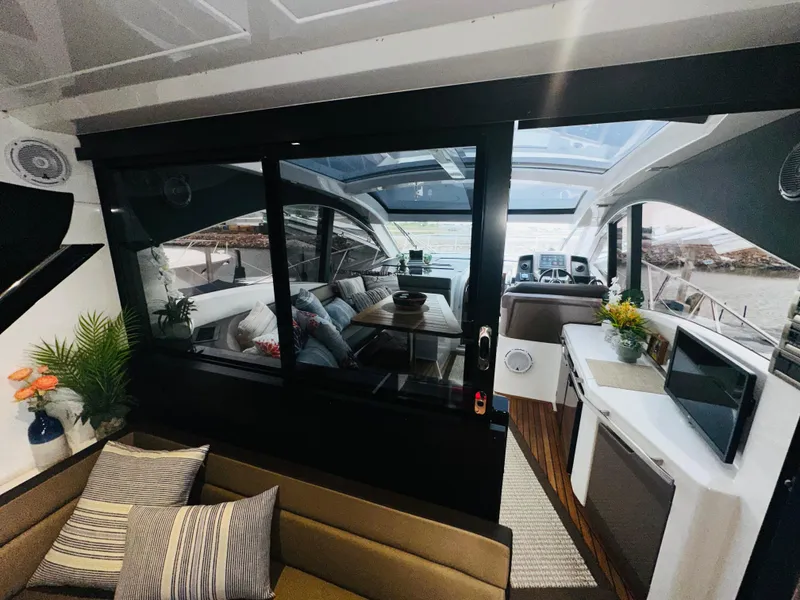 Slide: The Image of Galeon 445HTS 2017 - 17