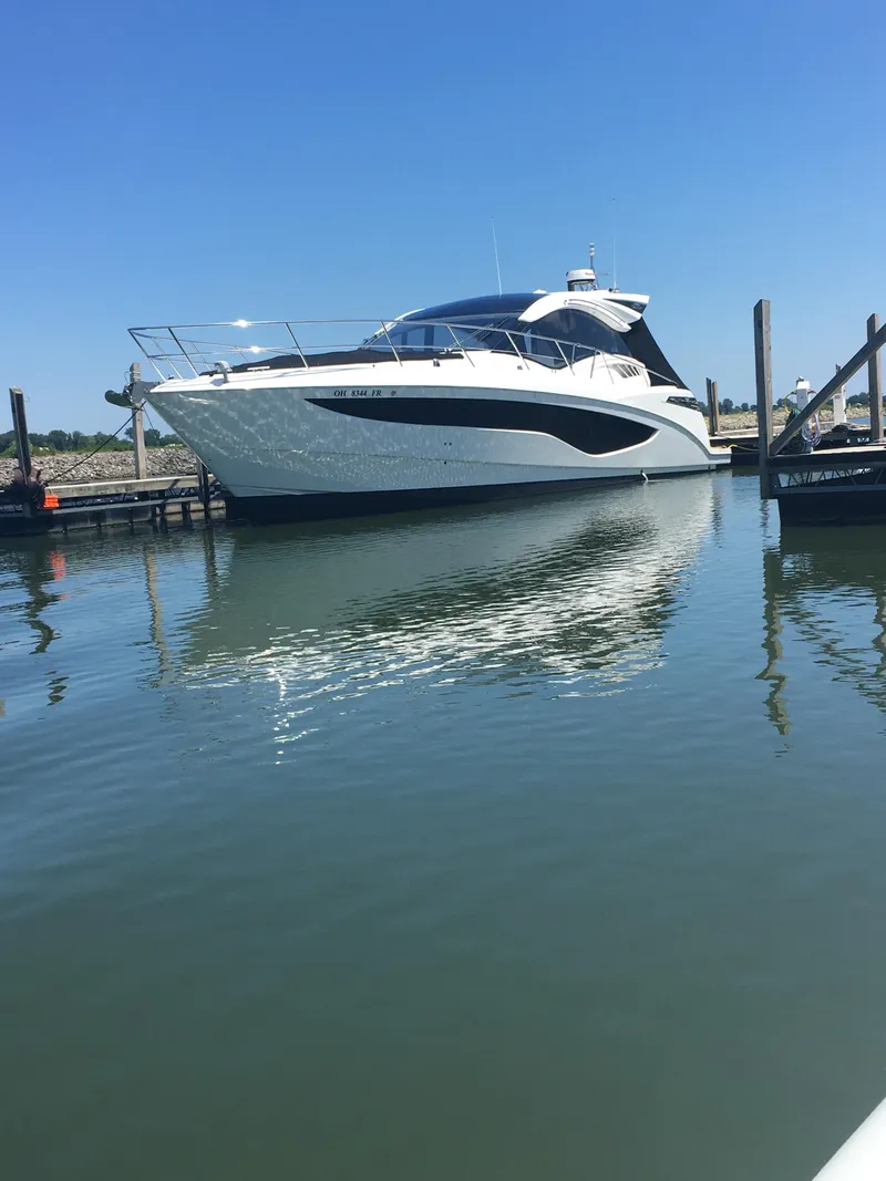 Slide: The Image of Galeon 445HTS 2017 - 2