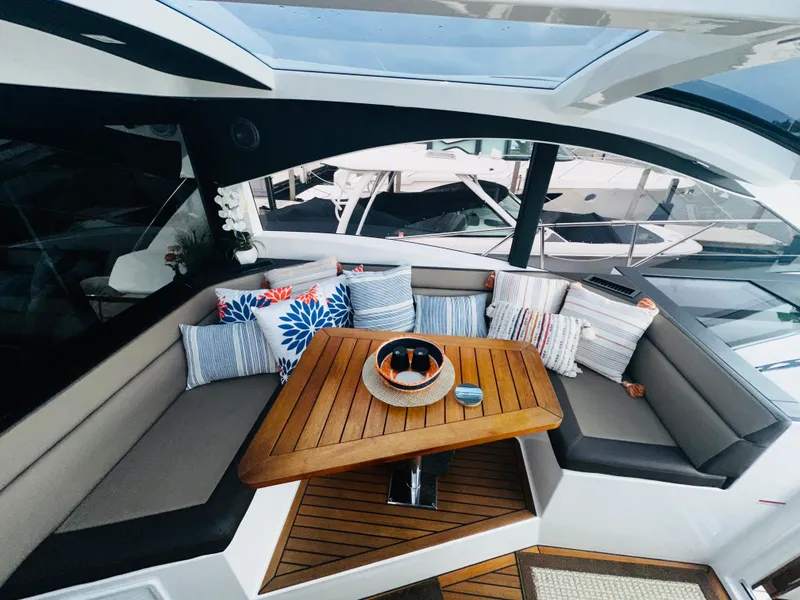 Slide: The Image of Galeon 445HTS 2017 - 23