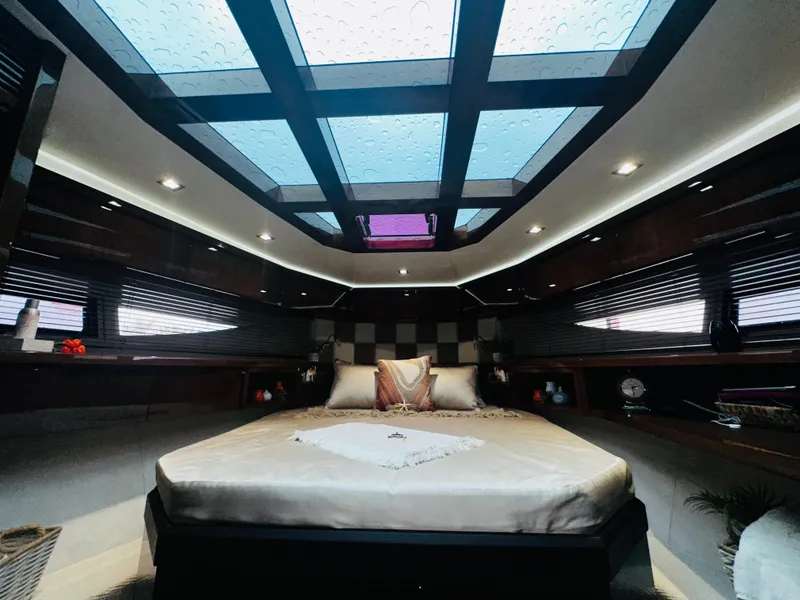 Slide: The Image of Galeon 445HTS 2017 - 54