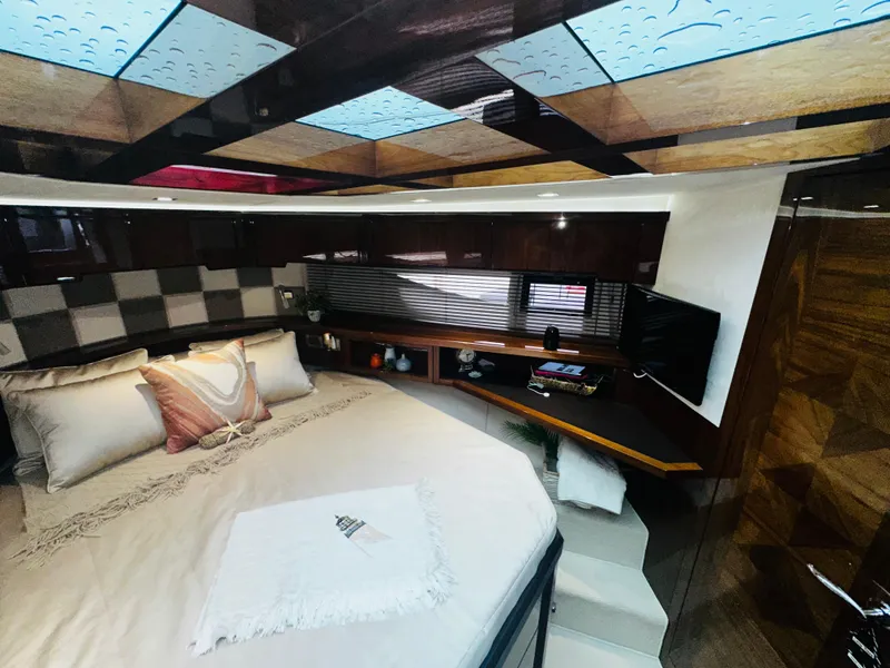 Slide: The Image of Galeon 445HTS 2017 - 56