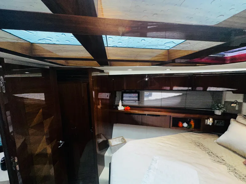 Slide: The Image of Galeon 445HTS 2017 - 57