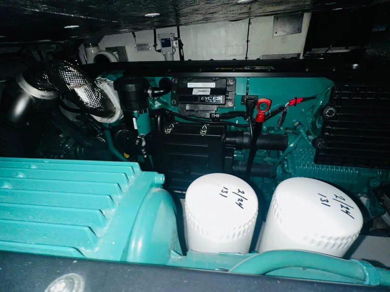 Slide: The Image of Galeon 445HTS 2017 - 62