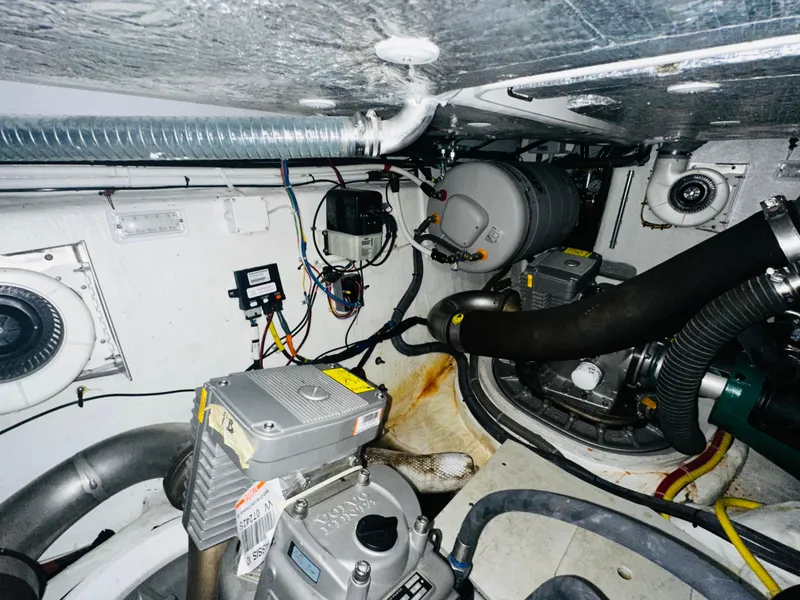 Slide: The Image of Galeon 445HTS 2017 - 67