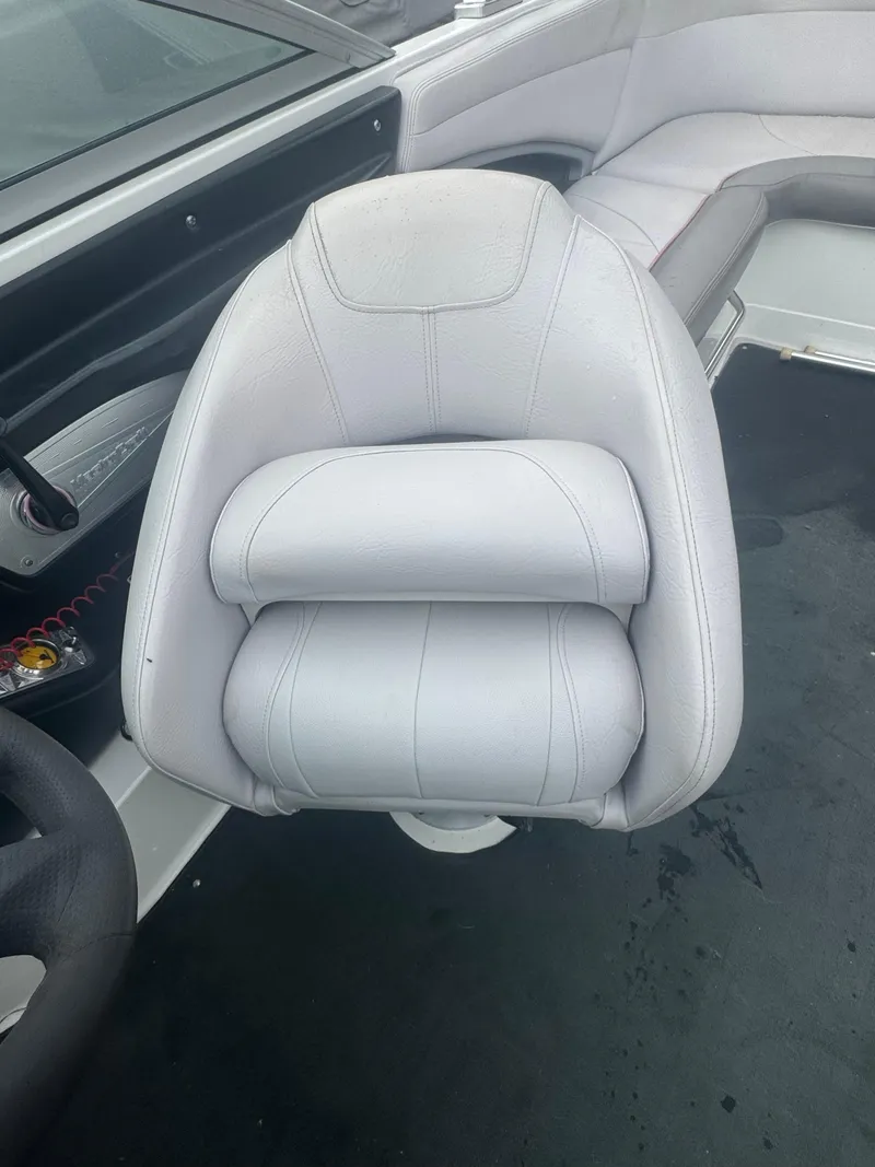 Slide: The Image of MasterCraft X30 2006 - 9