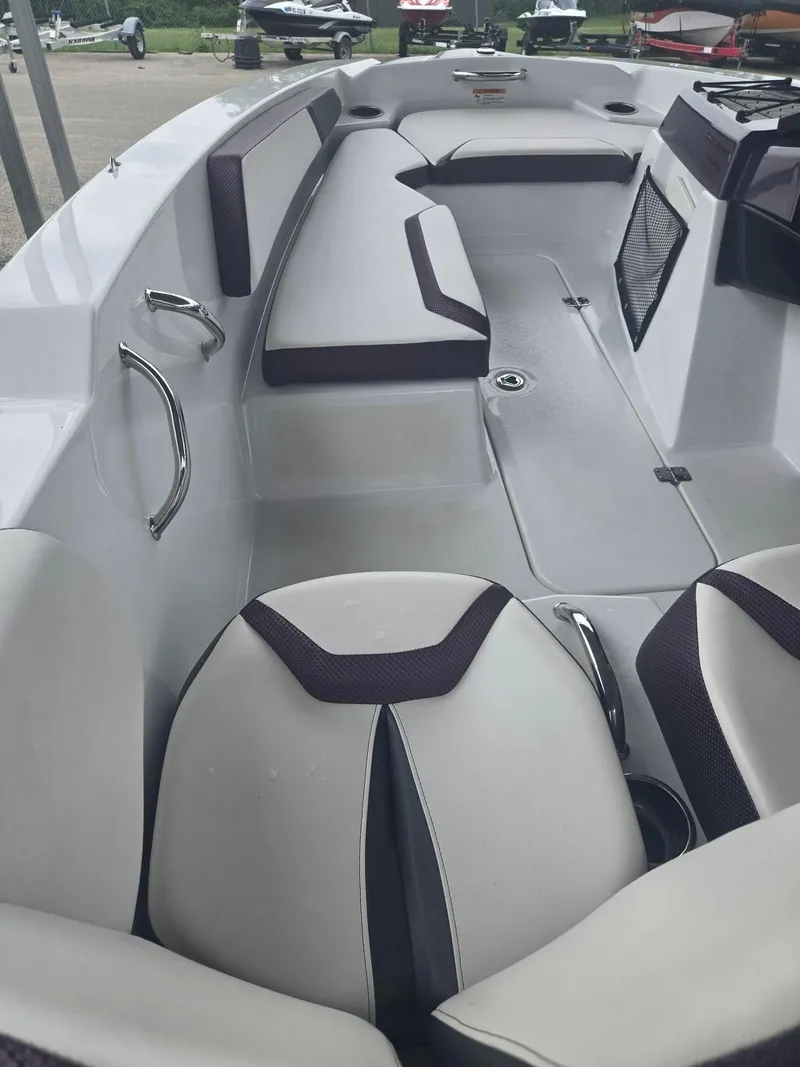 Slide: The Image of Scarab 165ID 2020 - 8