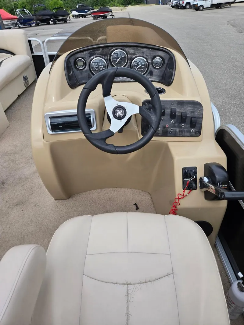 Slide: The Image of Sweetwater 220 Sun 2012 - 17