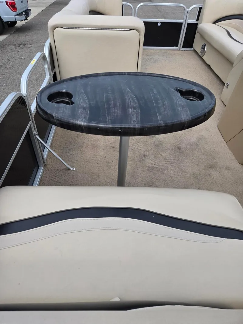 Slide: The Image of Sweetwater 220 Sun 2012 - 20