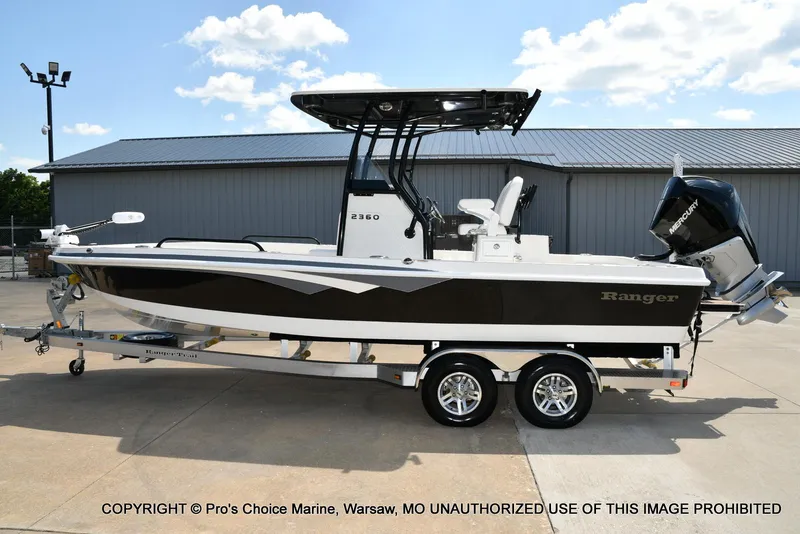 Slide: The Image of Ranger 2360 Bay w/300HP Mercury Verado 2024 - 20